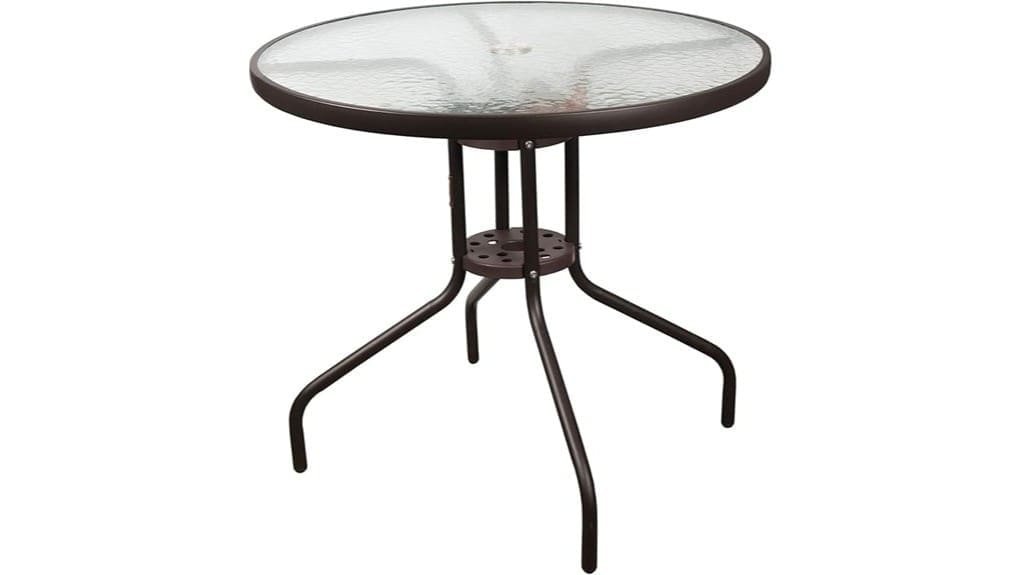 outdoor round patio dining